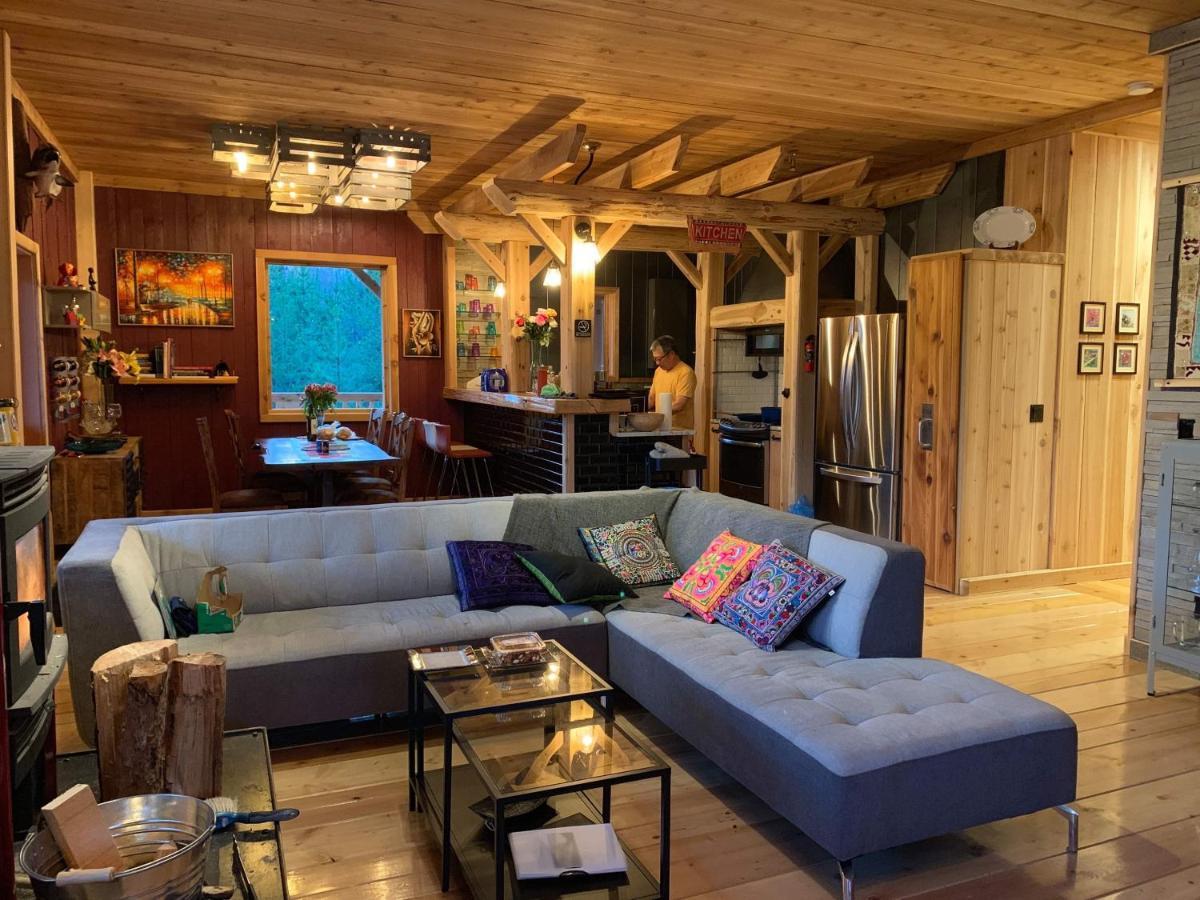 Ldr Lodge - Last Dollar Ranch Smithers Exterior foto