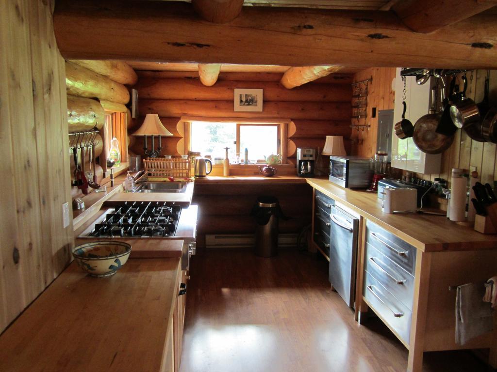 Ldr Lodge - Last Dollar Ranch Smithers Habitación foto