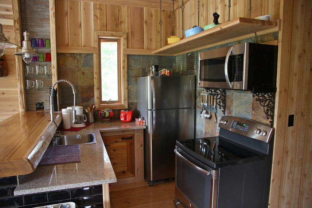 Ldr Lodge - Last Dollar Ranch Smithers Exterior foto