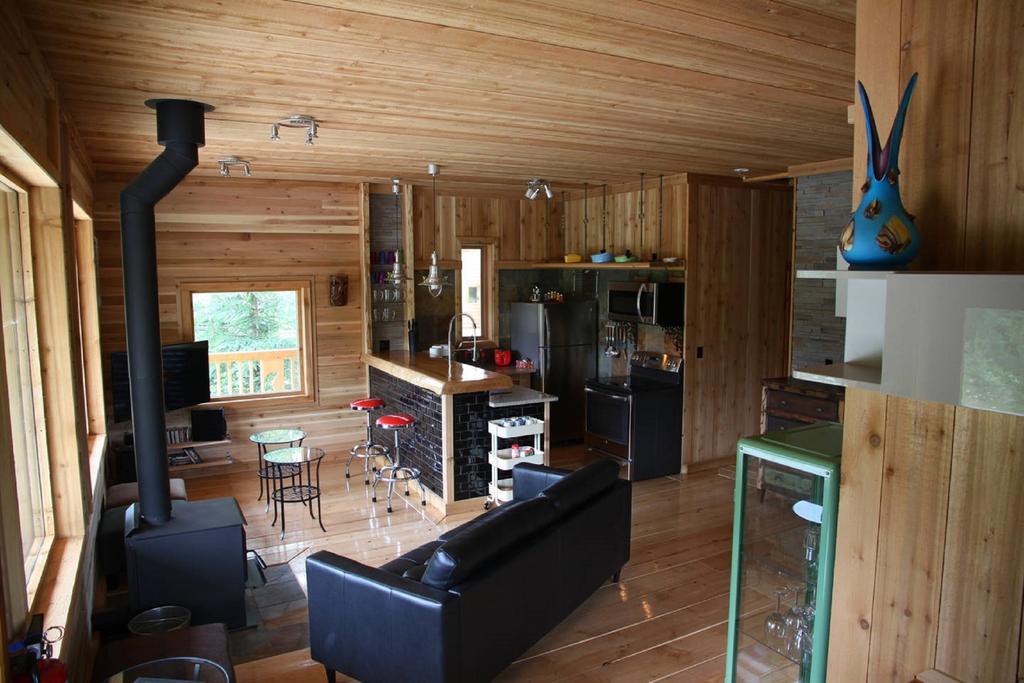 Ldr Lodge - Last Dollar Ranch Smithers Exterior foto