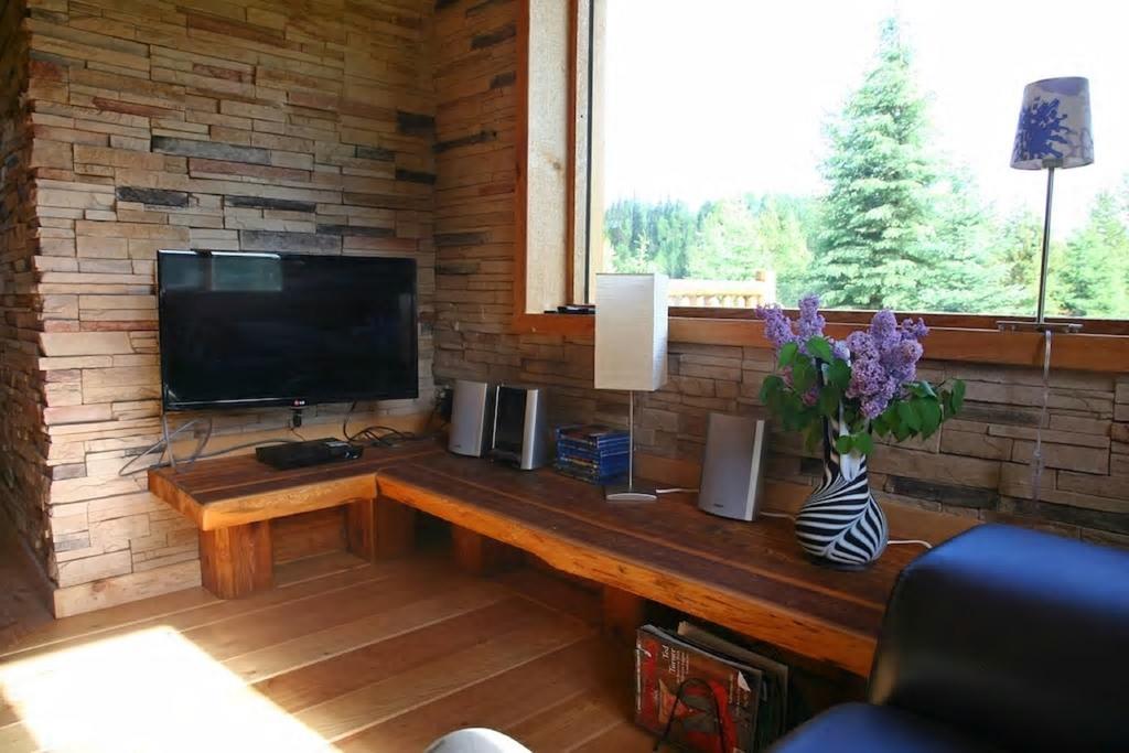Ldr Lodge - Last Dollar Ranch Smithers Exterior foto